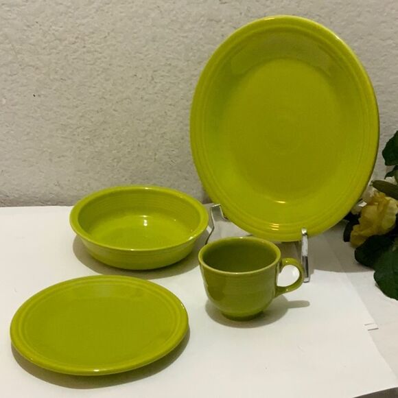 NEW Fiesta Ware Lemongrass 4 pc place setting Homer Laughlin - Picture 1 of 10